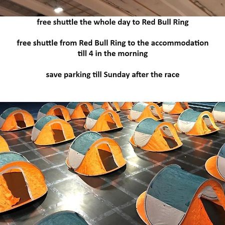 Indoor Camping Formel1 Motogp Spielberg Hotell Judenburg Exteriör bild