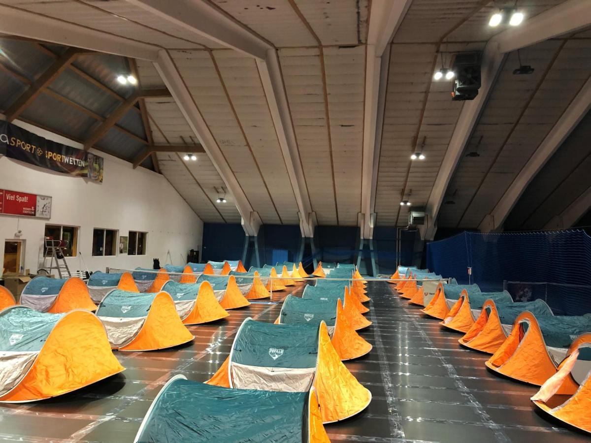 Indoor Camping Formel1 Motogp Spielberg Hotell Judenburg Exteriör bild